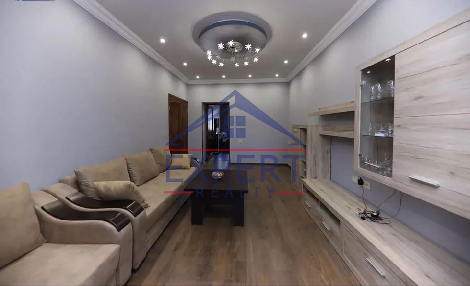 ԱՋԱՓՆՅԱԿ, ԼԵՆԻՆԳՐԱԴՅԱՆ ՓՈՂՈՑ, 3  ՍԵՆՅԱԿ