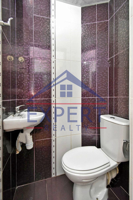 ԿԵՆՏՐՈՆ, ՄԱՇՏՈՑԻ ՊՈՂՈՏԱ, 3 ՍԵՆՅԱԿ