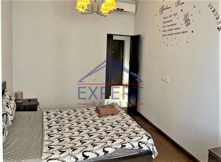 ԿԵՆՏՐՈՆ, ԲՈՒԶԱՆԴԻ ՓՈՂՈՑ, 2 ՍԵՆՅԱԿ