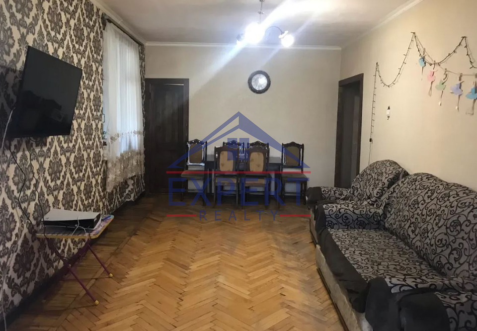 ՆՈՐ- ՆՈՐՔ, ՄՈԼԴՈՎԱԿԱՆ ՓՈՂՈՑ, 3 ՍԵՆՅԱԿ