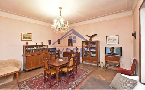 ԿԵՆՏՐՈՆ, ՆԱԼԲԱՆԴՅԱՆ ՓՈՂՈՑ, 4 ՍԵՆՅԱԿ