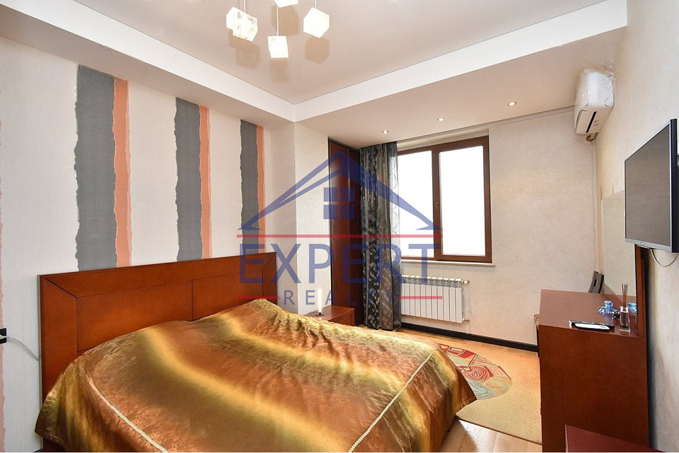 ԿԵՆՏՐՈՆ, ՄԱՇՏՈՑԻ ՊՈՂՈՏԱ, 4 ՍԵՆՅԱԿ