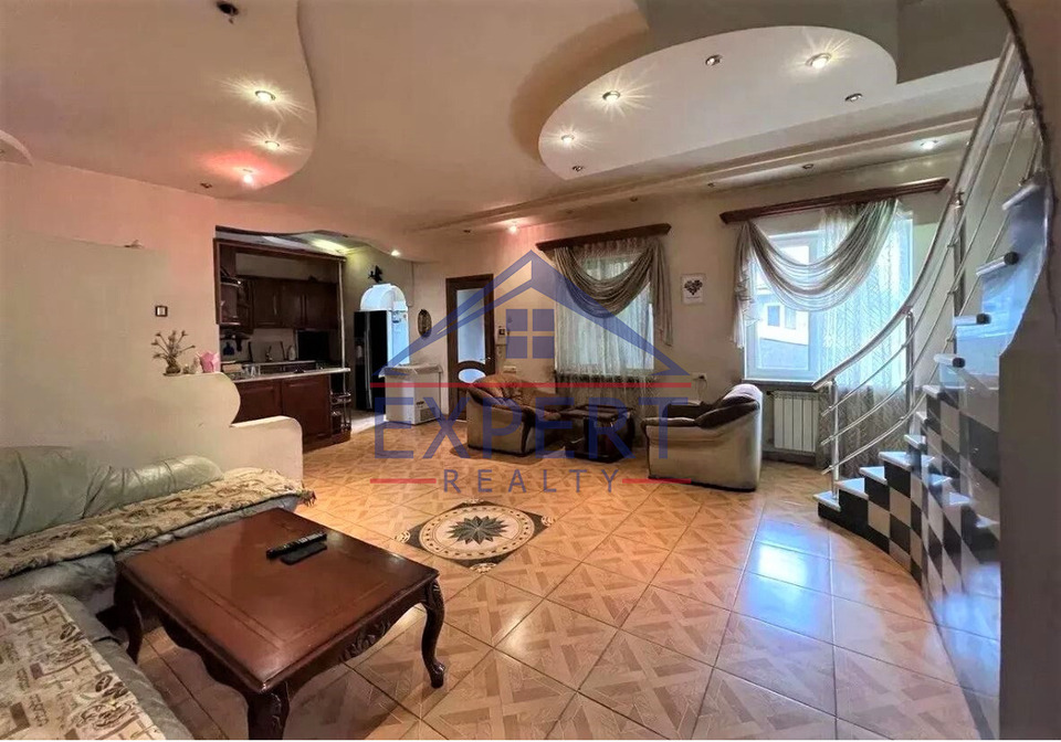 ՔԱՆԱՔԵՌ ԶԵՅԹՈՒՆ, ԴՐՈՅԻ ՓՈՂՈՑ, 7 ՍԵՆՅԱԿ