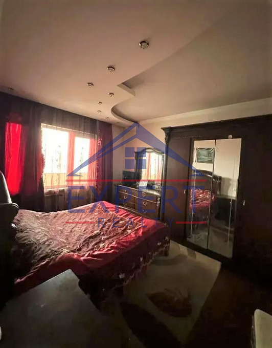 ՔԱՆԱՔԵՌ ԶԵՅԹՈՒՆ, ԴՐՈՅԻ ՓՈՂՈՑ, 7 ՍԵՆՅԱԿ