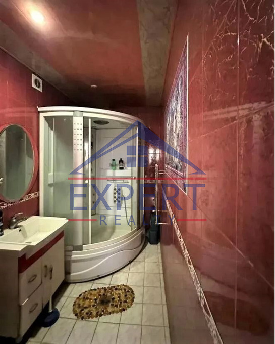 ՔԱՆԱՔԵՌ ԶԵՅԹՈՒՆ, ԴՐՈՅԻ ՓՈՂՈՑ, 7 ՍԵՆՅԱԿ