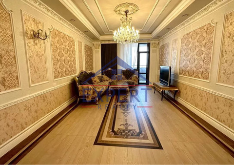 ՔԱՆԱՔԵՌ ԶԵՅԹՈՒՆ, ՊԱՐՈՒՅՐ ՍԵՎԱԿԻ ՓՈՂՈՑ, 4 ՍԵՆՅԱԿ