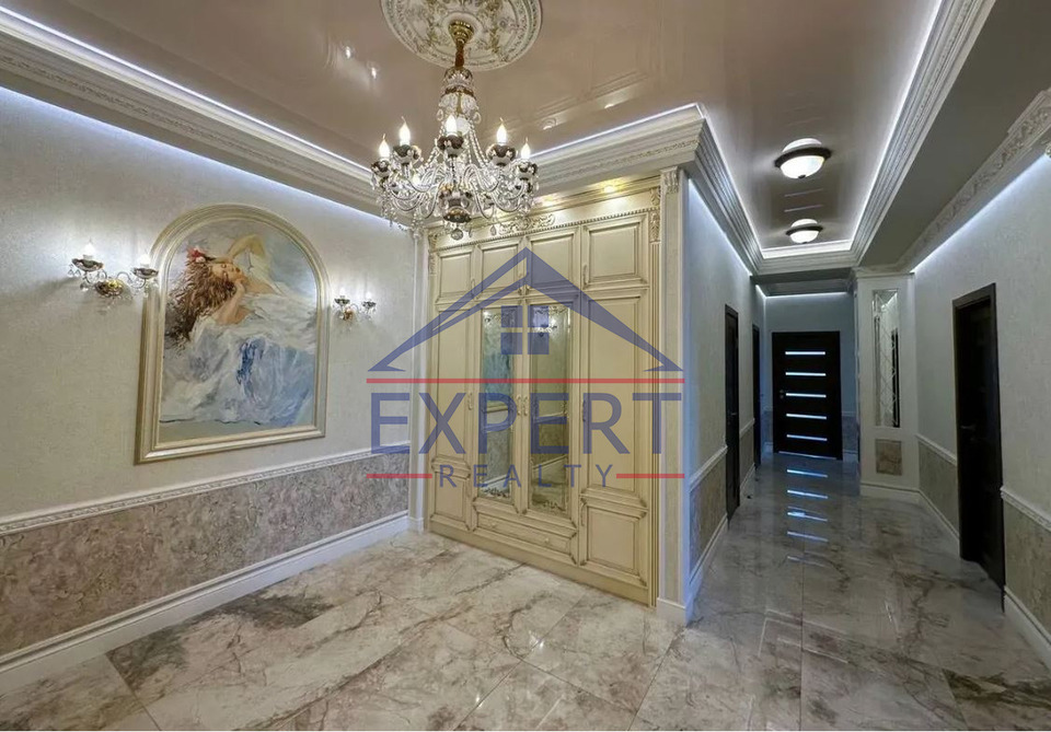 ՔԱՆԱՔԵՌ ԶԵՅԹՈՒՆ, ՊԱՐՈՒՅՐ ՍԵՎԱԿԻ ՓՈՂՈՑ, 4 ՍԵՆՅԱԿ