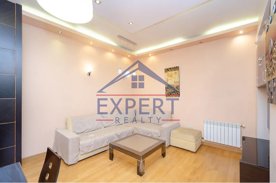 ԿԵՆՏՐՈՆ, ՄԱՇՏՈՑԻ ՊՈՂՈՏԱ, 2 ՍԵՆՅԱԿ