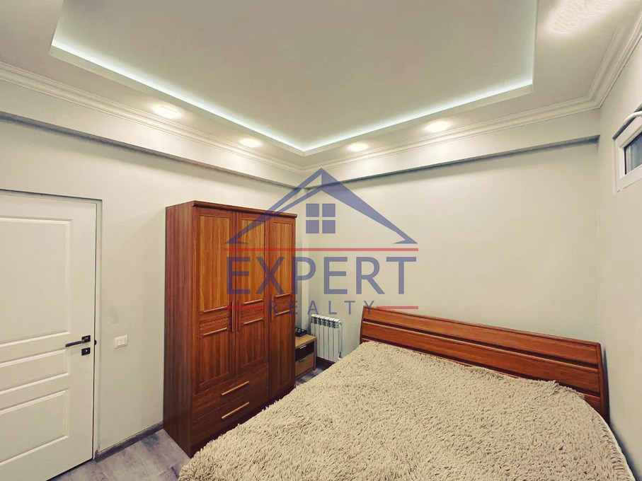 ԴԱՎԹԱՇԵՆ, ԱՆԱՍՏԱՍ ՄԻԿՈՅԱՆ ՓՈՂՈՑ 5 ՍԵՆՅԱԿ