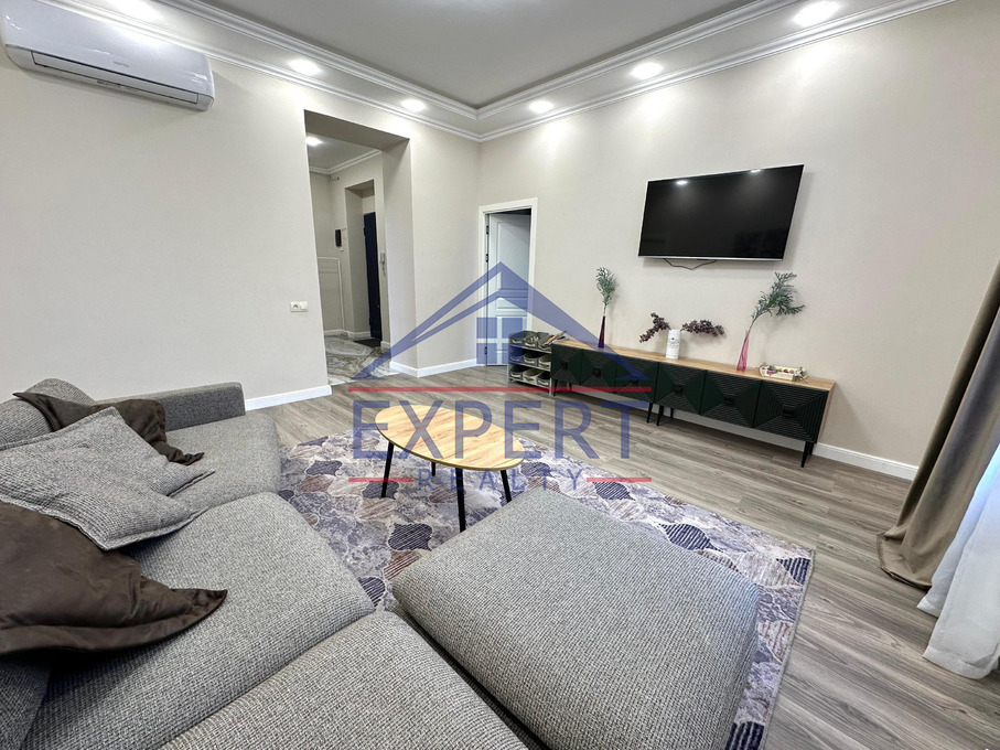 ԿԵՆՏՐՈՆ, ՄԱՇՏՈՑԻ ՊՈՂՈՏԱ, 3 ՍԵՆՅԱԿ