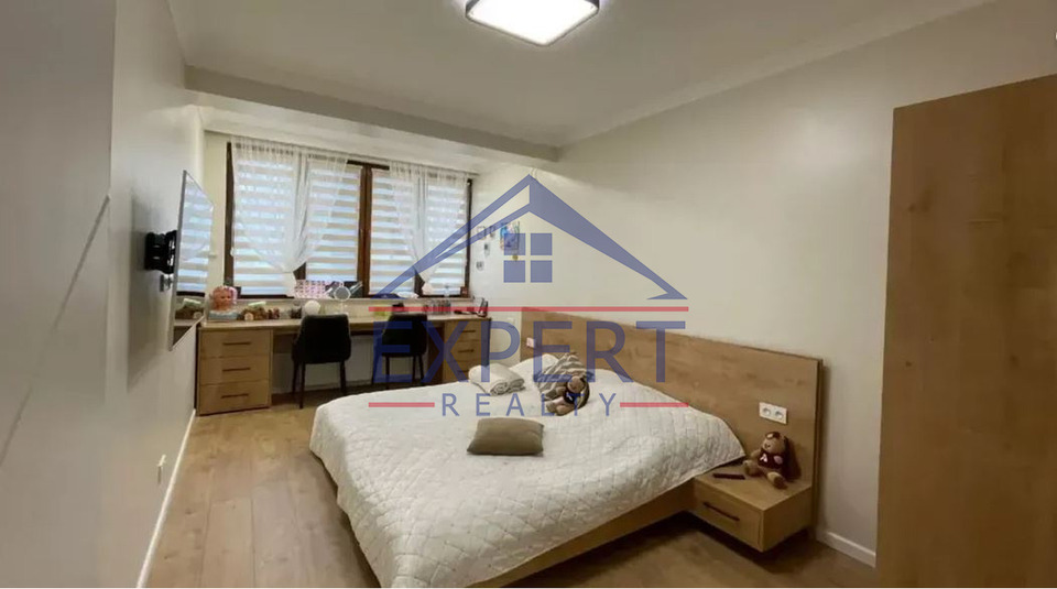 ԱՐԱԲԿԻՐ, ՕՐԲԵԼԻ ԵՂԲԱՅՐՆԵՐ ՓՈՂՈՑ, 3 ՍԵՆՅԱԿ