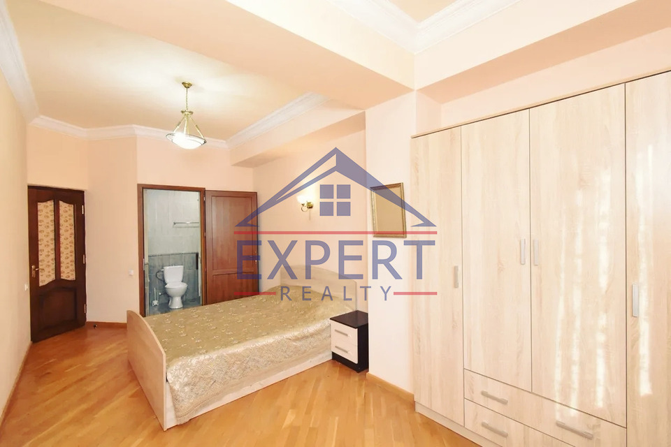 ԿԵՆՏՐՈՆ, ՍԱՐՅԱՆ ՓՈՂՈՑ, 4 ՍԵՆՅԱԿ