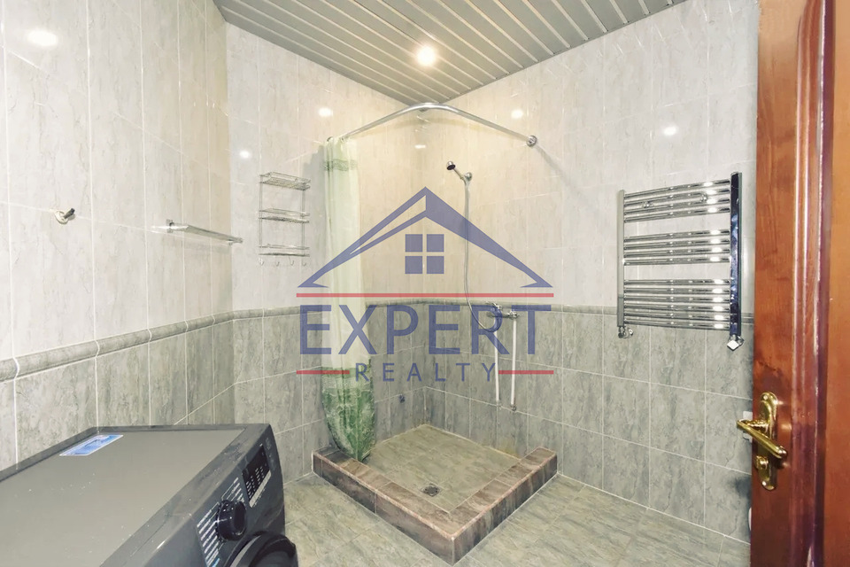 ԿԵՆՏՐՈՆ, ՍԱՐՅԱՆ ՓՈՂՈՑ, 4 ՍԵՆՅԱԿ