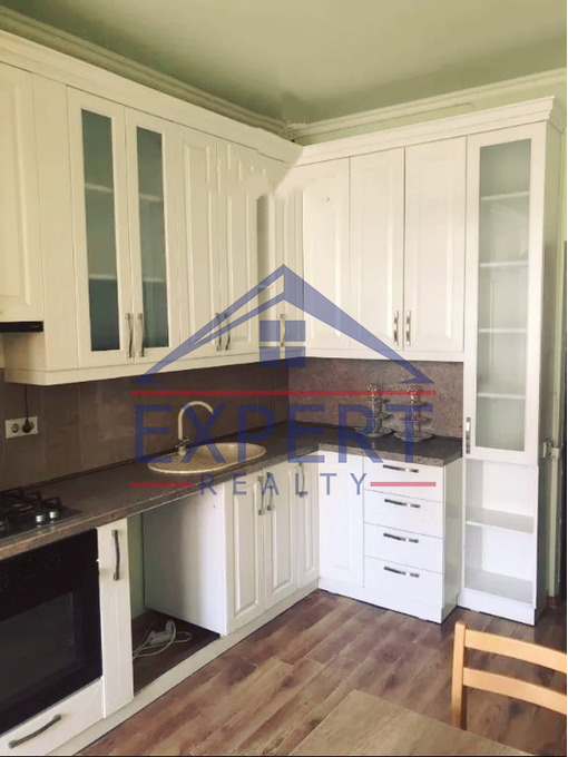 ԱՎԱՆ, ԾԱՐԱՎ ԱՂԲՅՈՒՐԻ ՓՈՂՈՑ, 4 ՍԵՆՅԱԿ