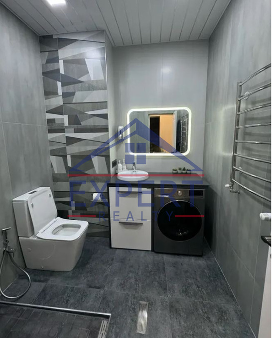 ԿԵՆՏՐՈՆ , ԱՐՇԱԿՈՒՆՅԱՑ ՊՈՂՈՏԱ, 3 ՍԵՆՅԱԿ