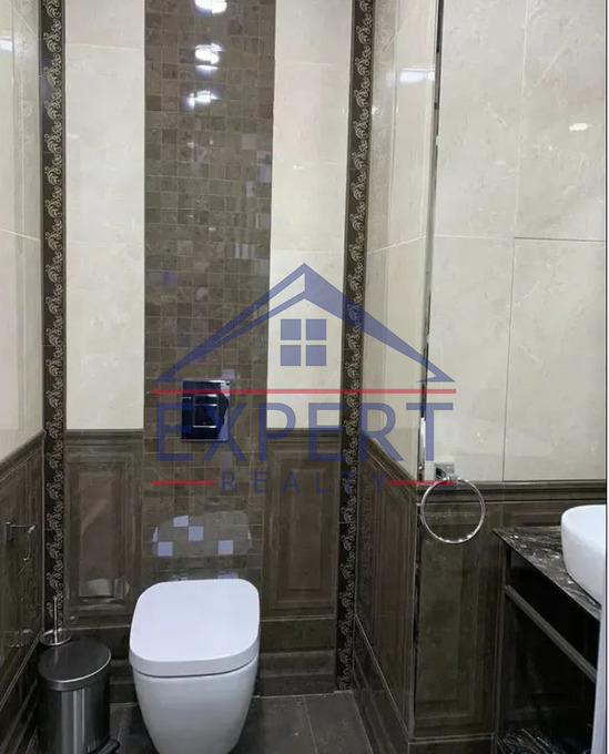 ԿԵՆՏՐՈՆ, ՎԵՐԻՆ ԱՆՏԱՌԱՅԻՆ ՓՈՂՈՑ, 3 ՍԵՆՅԱԿ