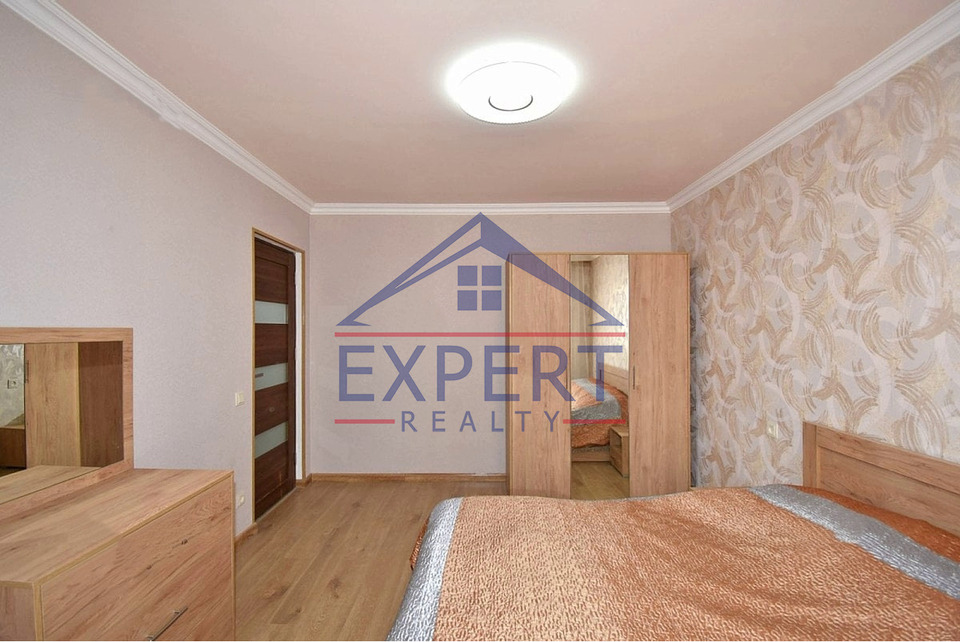 ԿԵՆՏՐՈՆ, ՀԱՆՐԱՊԵՏՈՒԹՅԱՆ ՓՈՂՈՑ, 3 ՍԵՆՅԱԿ