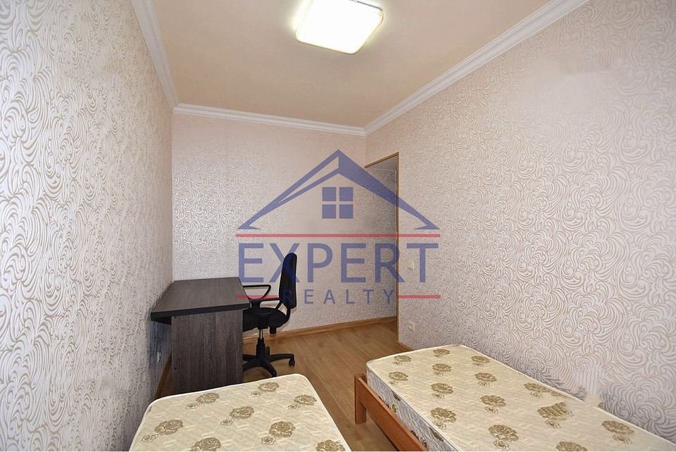 ԿԵՆՏՐՈՆ, ՀԱՆՐԱՊԵՏՈՒԹՅԱՆ ՓՈՂՈՑ, 3 ՍԵՆՅԱԿ