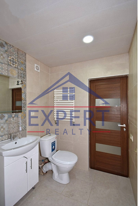 ԿԵՆՏՐՈՆ, ՀԱՆՐԱՊԵՏՈՒԹՅԱՆ ՓՈՂՈՑ, 3 ՍԵՆՅԱԿ