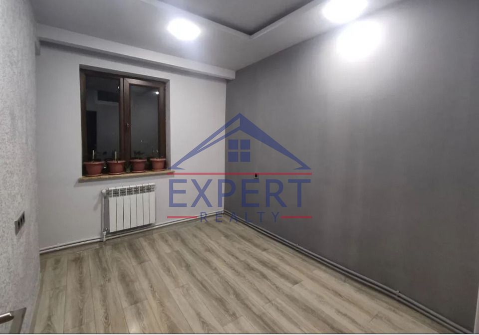 ԱՐԱԲԿԻՐ, ԿՈՄԻՏԱՍԻ ՊՈՂՈՏԱ, 4 ՍԵՆՅԱԿ