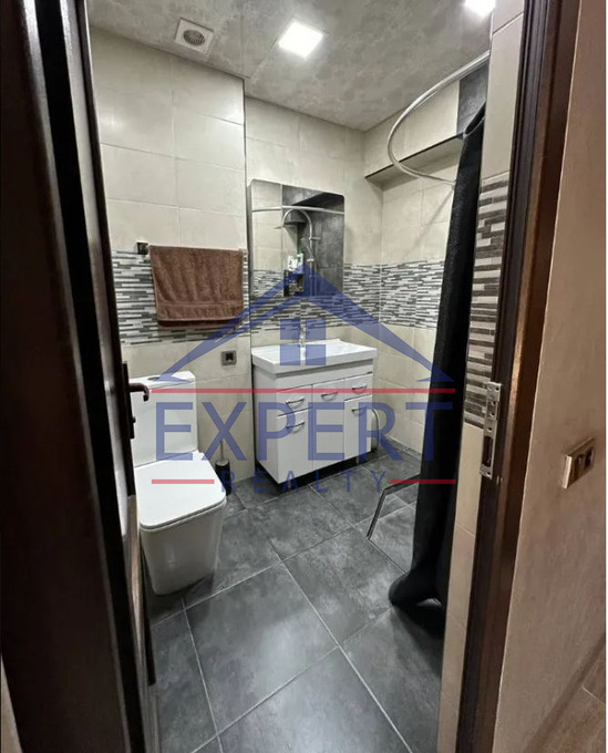 ԱՐԱԲԿԻՐ, ԿՈՄԻՏԱՍԻ ՊՈՂՈՏԱ, 4 ՍԵՆՅԱԿ