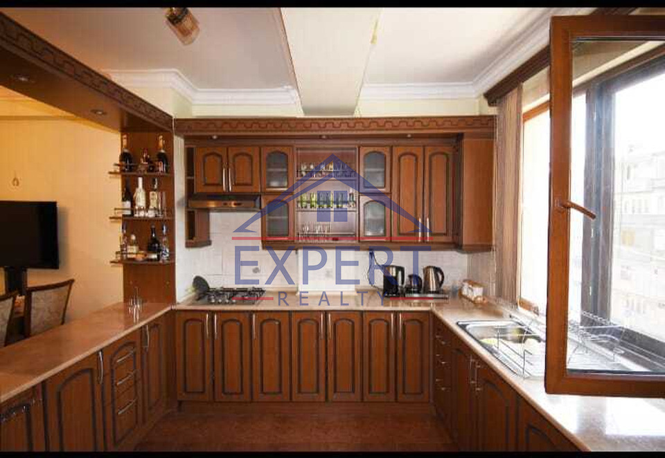 ԱՐԱԲԿԻՐ, ՓԱՓԱԶՅԱՆ ՓՈՂՈՑ, 3 ՍԵՆՅԱԿ