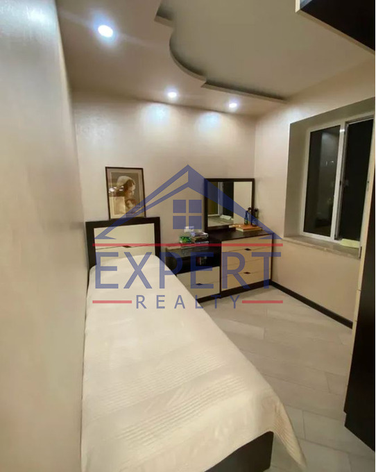 ՆՈՐ ՆՈՐՔ, 2 - ՐԴ ՆՐԲԱՆՑՔ, 3 ՍԵՆՅԱԿ