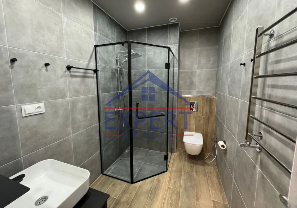 ԴԱՎԹԱՇԵՆ, ԱՆԱՍՏԱՍ ՄԻԿՈՅԱՆ ՓՈՂՈՑ, 3 ՍԵՆՅԱԿ