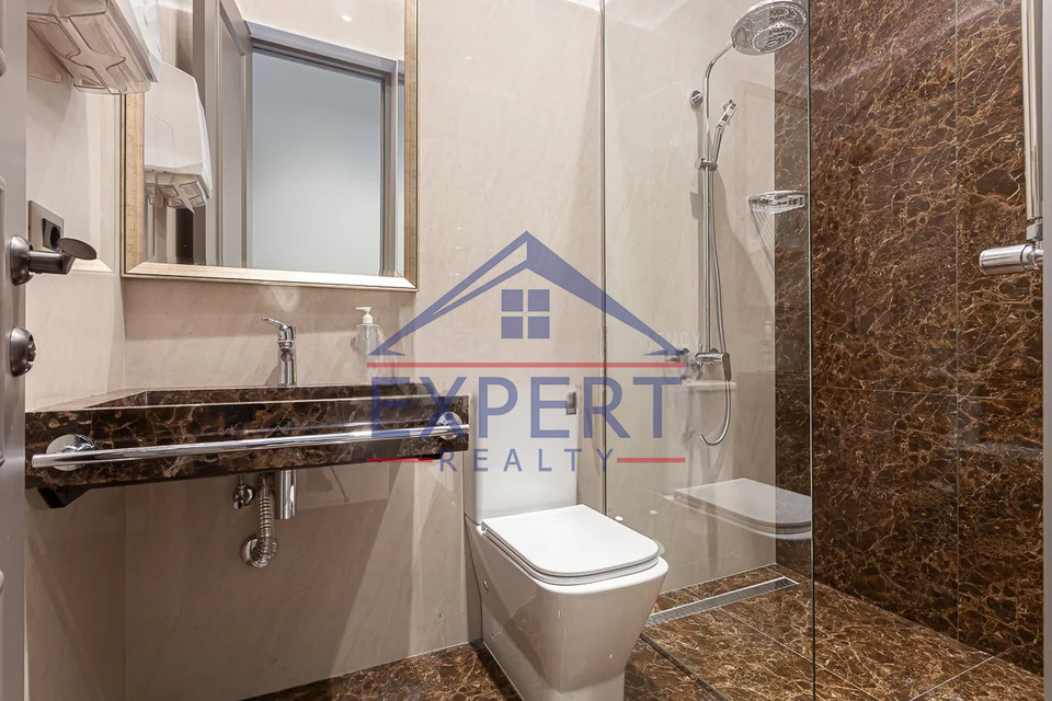 ԿԵՆՏՐՈՆ , ԹՈՒՄԱՆՅԱՆ ՓՈՂՈՑ, 180 Ք․Մ