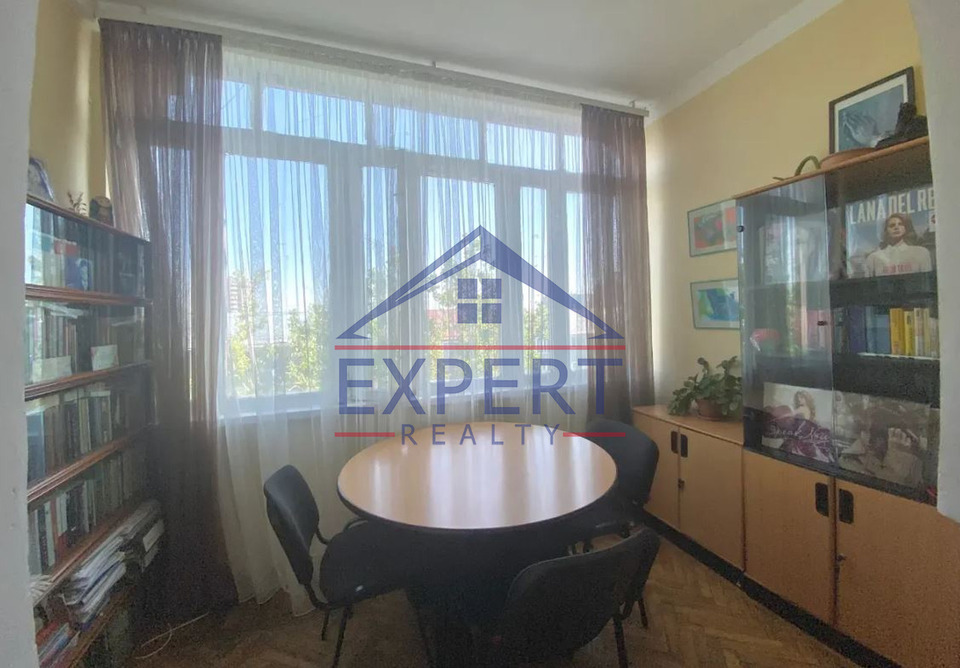 ԱՐԱԲԿԻՐ, ԿՈՄԻՏԱՍԻ ՊՈՂՈՏԱ, 2 ՍԵՆՅԱԿ