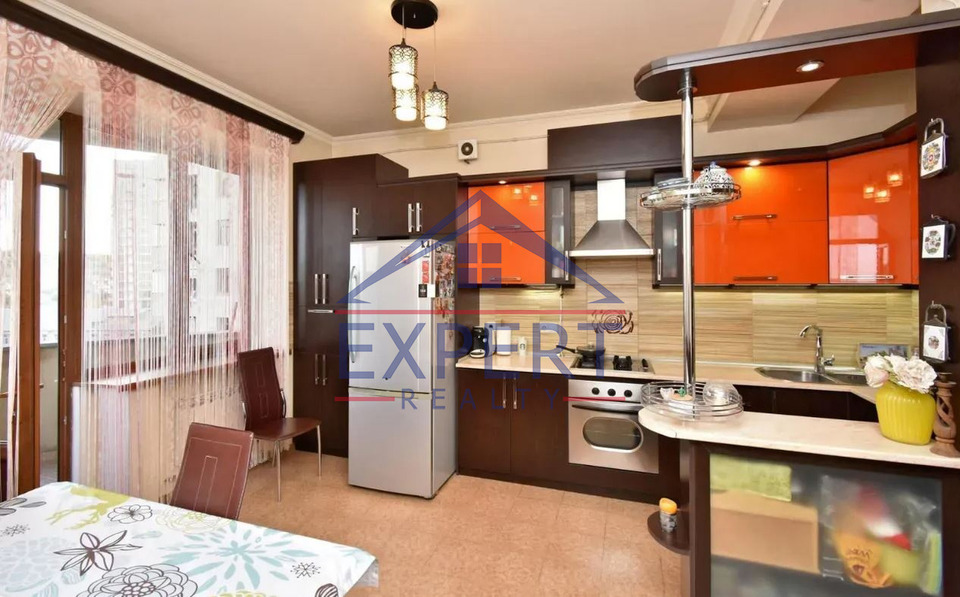 ԱՎԱՆ, ԾԱՐԱՎ ԱՂԲՅՈՒՐԻ ՓՈՂՈՑ, 5 ՍԵՆՅԱԿ