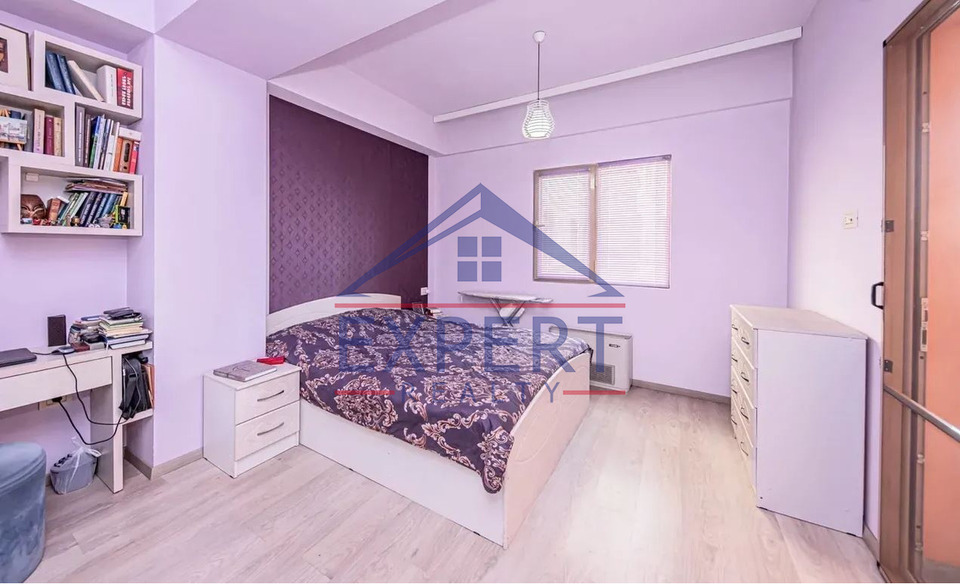 ԿԵՆՏՐՈՆ, ԼԵՈՅԻ ՓՈՂՈՑ, 2 ՍԵՆՅԱԿ