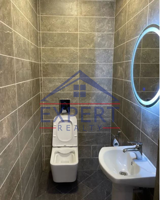 ԱՐԱԲԿԻՐ, ԿՈՄԻՏԱՍԻ ՊՈՂՈՏԱ, 2 ՍԵՆՅԱԿ