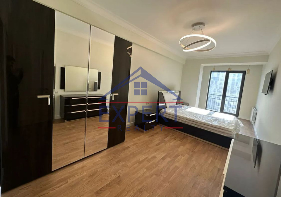 ԱՋԱՓՆՅԱԿ, ԼԵՆԻՆԳՐԱԴՅԱՆ ՓՈՂՈՑ, 2 ՍԵՆՅԱԿ