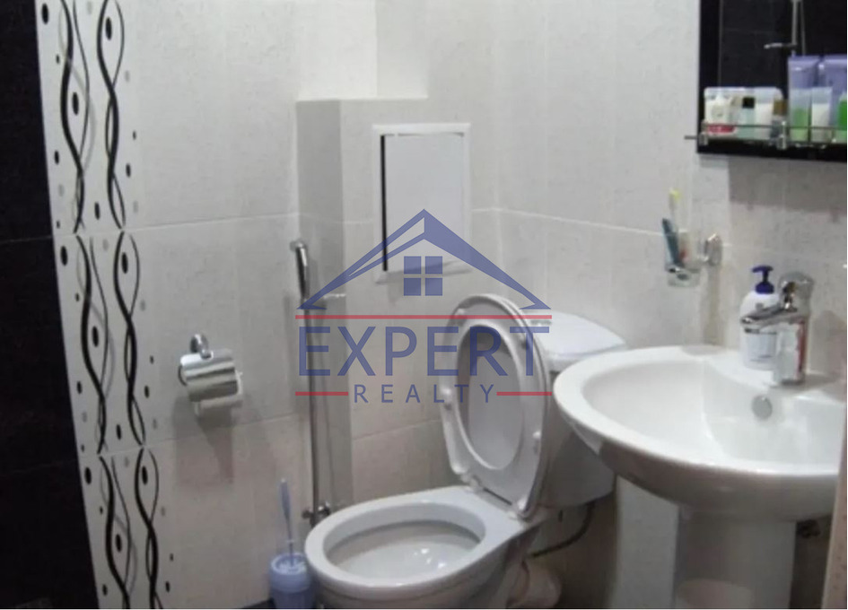 ԱՐԱԲԿԻՐ, ՀԱԿՈԲ ՀԱԿՈԲՅԱՆ ՓՈՂՈՑ, 2 ՍԵՆՅԱԿ