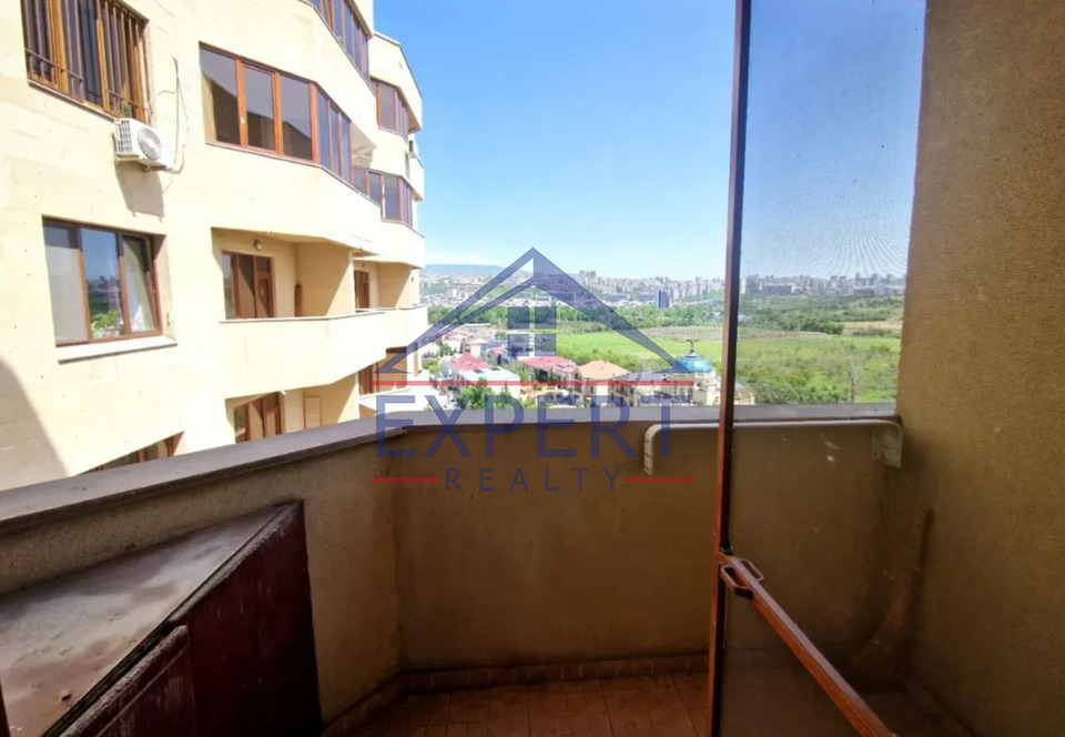 ՔԱՆԱՔԵՌ ԶԵՅԹՈՒՆ, ԾԱՐԱՎ ԱՂԲՅՈՒՐԻ ՓՈՂՈՑ, 2 ՍԵՆՅԱԿ