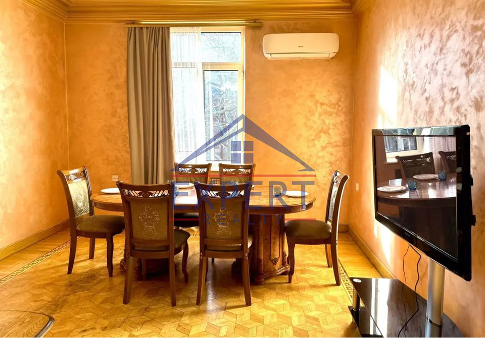 ԿԵՆՏՐՈՆ, ԱՄԻՐՅԱՆ ՓՈՂՈՑ, 3 ՍԵՆՅԱԿ