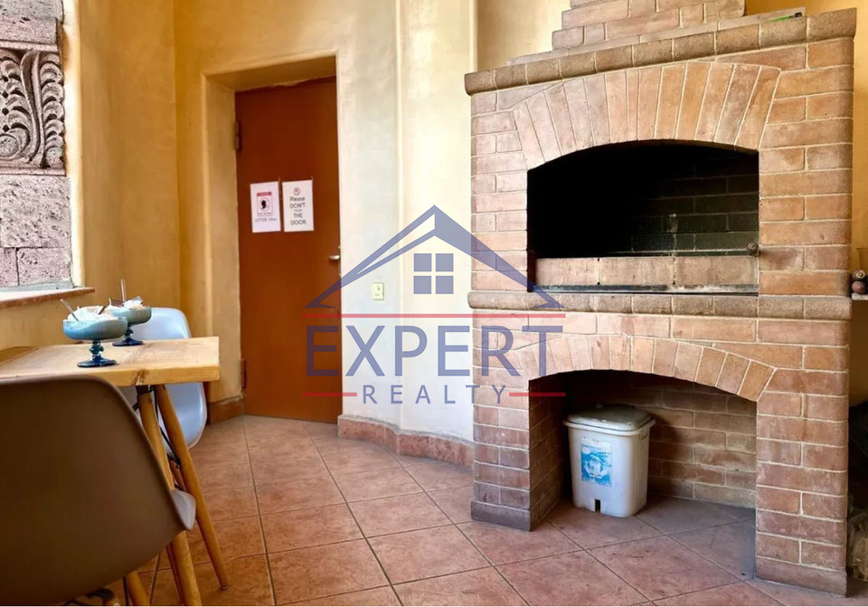 ԿԵՆՏՐՈՆ, ԱՄԻՐՅԱՆ ՓՈՂՈՑ, 3 ՍԵՆՅԱԿ