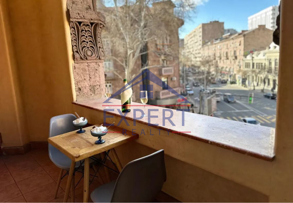 ԿԵՆՏՐՈՆ, ԱՄԻՐՅԱՆ ՓՈՂՈՑ, 3 ՍԵՆՅԱԿ