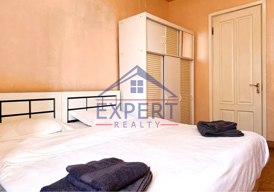 ԿԵՆՏՐՈՆ, ԱՄԻՐՅԱՆ ՓՈՂՈՑ, 3 ՍԵՆՅԱԿ