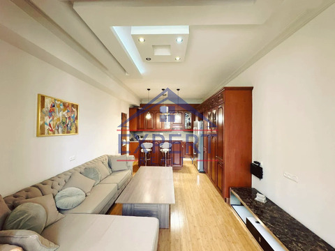 ԿԵՆՏՐՈՆ, ԱՐԳԻՇՏԻ ՓՈՂՈՑ, 2 ՍԵՆՅԱԿ