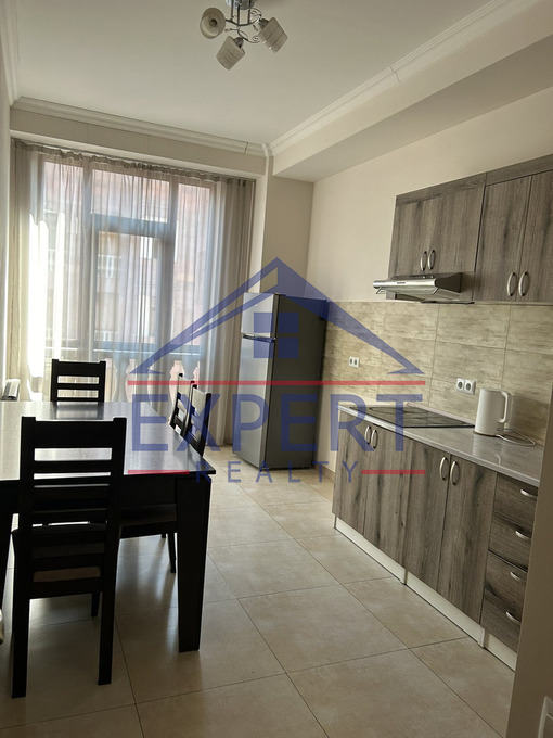 ԱՐԱԲԿԻՐ, ԱԴՈՆՑԻ ՓՈՂՈՑ, 4 ՍԵՆՅԱԿ