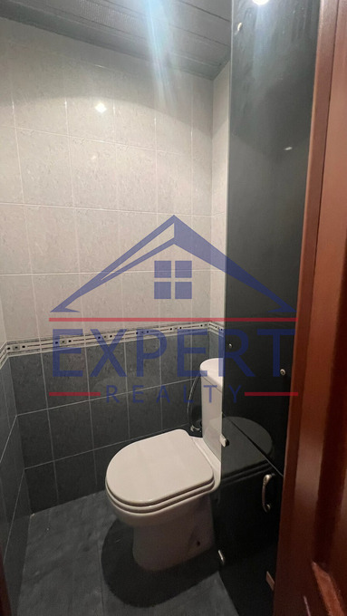 ԱՐԱԲԿԻՐ, ԴԱՎԻԹ ՀՈՎՀԱՆՆԵՍԻ ՓՈՂՈՑ, 4 ՍԵՆՅԱԿ
