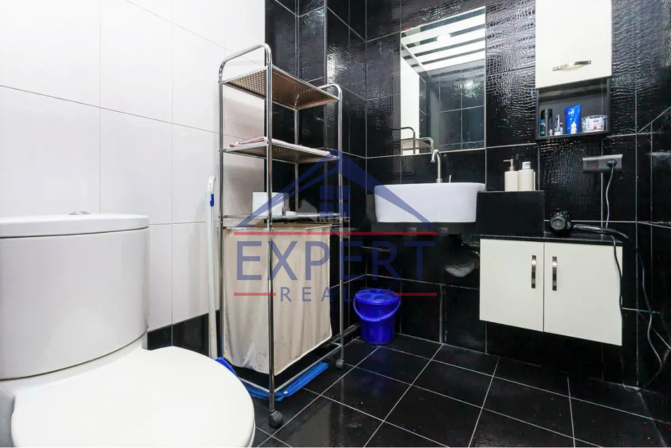 ԱՐԱԲԿԻՐ, ԳՅՈՒԼԲԵՆԿՅԱՆ ՓՈՂՈՑ, 3 ՍԵՆՅԱԿ