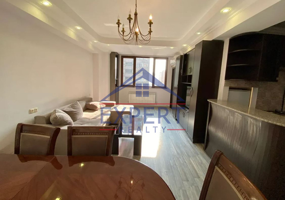 ԿԵՆՏՐՈՆ, ՆԱՐ-ԴՈՍԻ ՓՈՂՈՑ, 2 ՍԵՆՅԱԿ