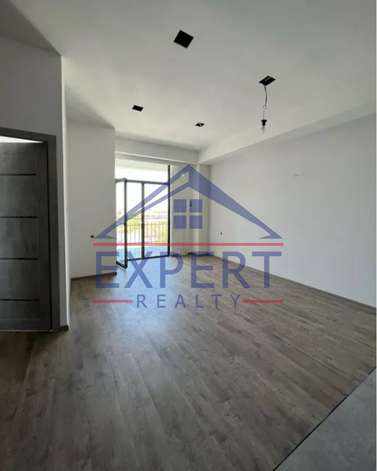 ԱՐԱԲԿԻՐ, ԹԲԻԼԻՍՅԱՆ ԽՃՈՒՂԻ, 3 ՍԵՆՅԱԿ