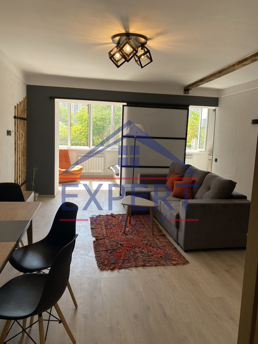 ԿԵՆՏՐՈՆ, ՍՈՒՐԲ ԳՐԻԳՈՐ ԼՈՒՍԱՎՈՐԻՉ ՓՈՂՈՑ, 3 ՍԵՆՅԱԿ