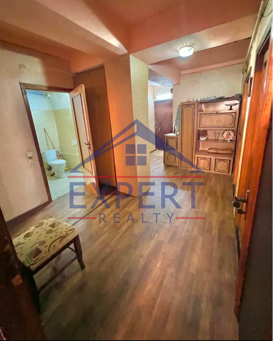 ՇԵՆԳԱՎԻԹ, ՇԵՆԳԱՎԻԹԻ 2-ՐԴ ՓՈՂՈՑ, 3 ՍԵՆՅԱԿ