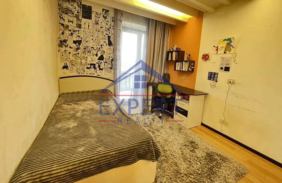 ԱՐԱԲԿԻՐ, ՀՐԱՉՅԱ ՔՈՉԱՐ ՓՈՂՈՑ, 4 ՍԵՆՅԱԿ