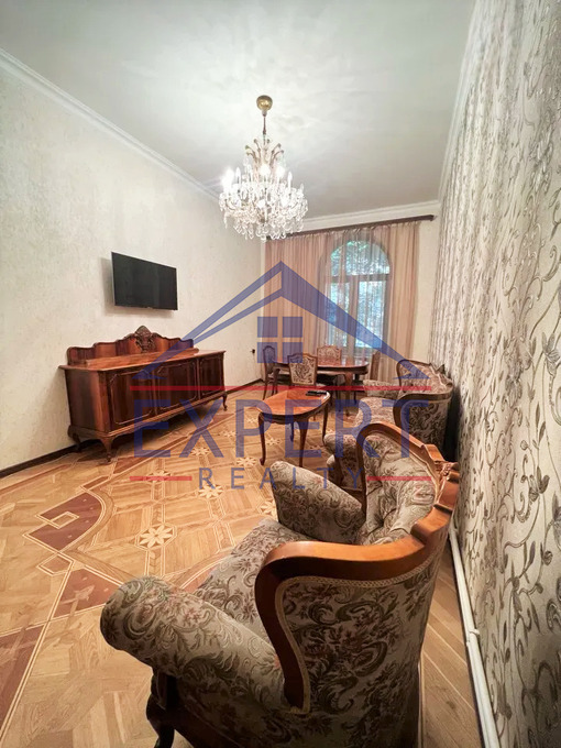 ԿԵՆՏՐՈՆ, ՍՊԵՆԴԻԱՐՅԱՆ ՓՈՂՈՑ, 2 ՍԵՆՅԱԿ